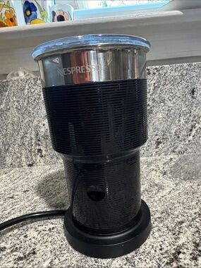 Nespresso XL Black & Stainless Steel Electric Milk Frother